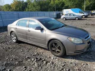 2010 Chevrolet Malibu 1LT с VIN 1G1ZC5EB5AF273822, выставлен на аукционе Copart как лот 80793215 с пробегом Не указан миль и Чистый • Clean title. История ставок и продаж доступна на DreamBid. Изображение 4.