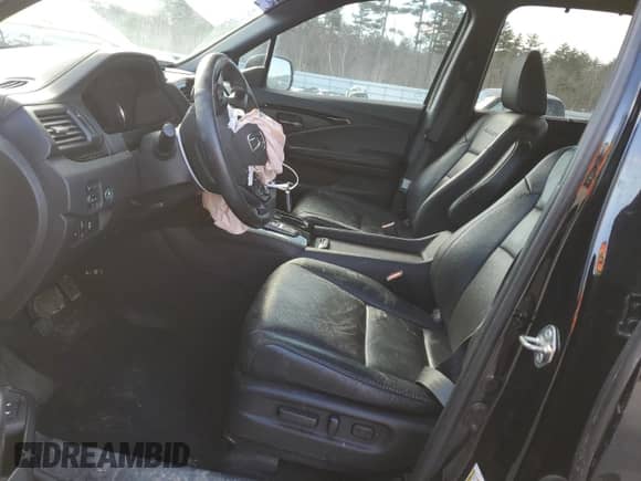 2020 Honda Pilot Black Edition z VIN 5FNYF6H75LB006596, wystawiony jako Copart lot #47451035 z przebiegiem 131 632 mil mil oraz Szkoda całkowita • Salvage title. Historia ofert i sprzedaży dostępna na DreamBid. Obrazek 7.