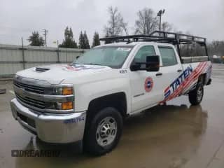 2018 Chevrolet Silverado 2500HD Work Truck с VIN 1GC1KUEY1JF184268, выставлен на аукционе Copart как лот 45274005 с пробегом 263 130 миль миль и Списание • Salvage title. История ставок и продаж доступна на DreamBid. Изображение 1.