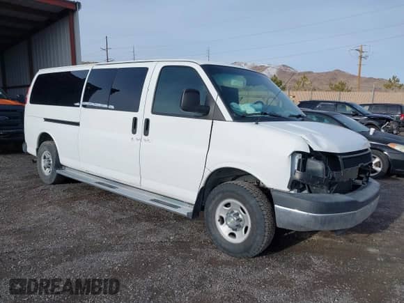2009 Chevrolet Express Passenger с VIN 1GAHG39K391127605, выставлен на аукционе IAAI как лот 41544036 с пробегом 71 591 миль миль и . История ставок и продаж доступна на DreamBid. Изображение 1.