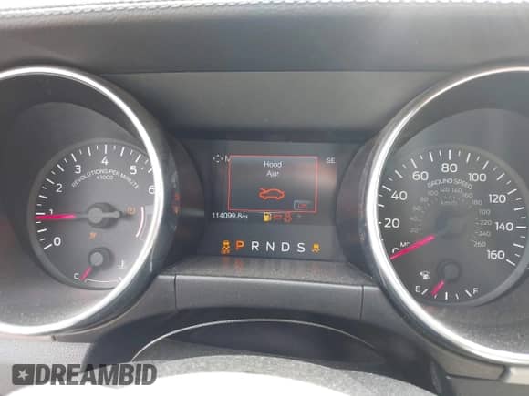 2018 Ford Mustang EcoBoost Premium with VIN 1FATP8UH3J5142795, listed as a IAAI auction lot 43218380 with 114,099 mi miles and . Bid and sale history available at DreamBid. Image 7.