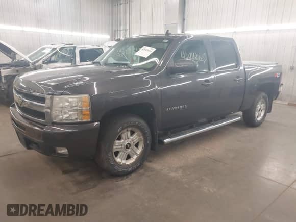 2011 Chevrolet Silverado 1500 LTZ с VIN 1GCPKTE32BF179378, выставлен на аукционе IAAI как лот 42943605 с пробегом 196 443 миль миль и . История ставок и продаж доступна на DreamBid. Изображение 18.