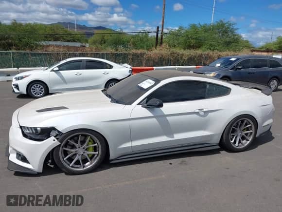 2017 Ford Mustang GT с VIN 1FA6P8CF6H5208537, выставлен на аукционе IAAI как лот 43155382 с пробегом 36 769 миль миль и . История ставок и продаж доступна на DreamBid. Изображение 6.