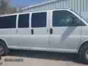 2020 Chevrolet Express Passenger LT с VIN 1GAZGPFG1L1201171, выставлен на аукционе IAAI как лот 41808195 с пробегом 69 889 миль миль и . История ставок и продаж доступна на DreamBid. Изображение 13.
