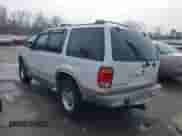 1999 Ford Explorer XLT с VIN 1FMZU35P1XZB05795, выставлен на аукционе IAAI как лот 41692715 с пробегом 95 149 миль миль и . История ставок и продаж доступна на DreamBid. Изображение 3.