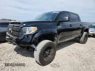2019 Toyota Tundra SR5 with VIN 5TFAY5F18KX821545, listed as a Copart auction lot 71276995 with 99,144 mi miles and Salvage title. Bid and sale history available at DreamBid. Image 1.