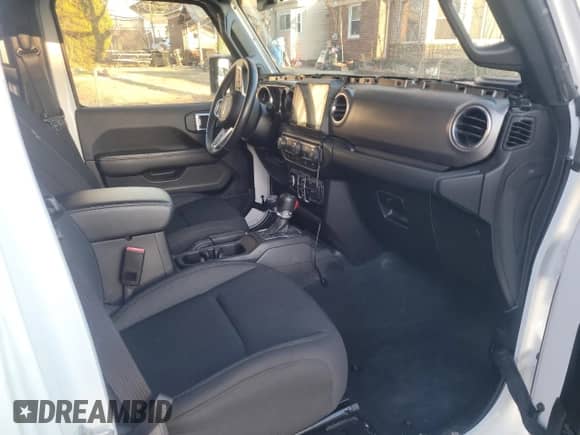 2022 Jeep Wrangler Unlimited Sahara с VIN 1C4HJXEG6NW255481, выставлен на аукционе Copart как лот 49181705 с пробегом 8 206 миль миль и Чистый • Clean title. История ставок и продаж доступна на DreamBid. Изображение 5.