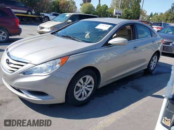 2011 Hyundai Sonata GLS с VIN 5NPEB4AC6BH191140, выставлен на аукционе IAAI как лот 43357201 с пробегом 93 300 миль миль и . История ставок и продаж доступна на DreamBid. Изображение 2.