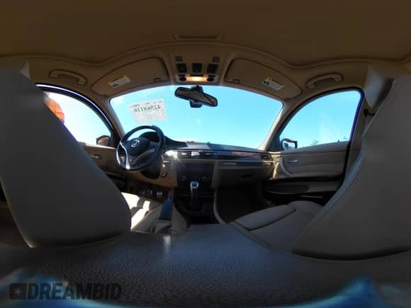 2010 BMW 3 Series 328i с VIN WBAPH5C51AA448963, выставлен на аукционе IAAI как лот 42568110 с пробегом 112 050 миль миль и . История ставок и продаж доступна на DreamBid. Изображение 18.