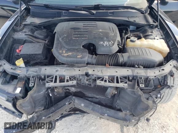 2019 Dodge Charger GT z VIN 2C3CDXHG5KH671016, wystawiony jako Copart lot #84523375 z przebiegiem 131 766 mil mil oraz Czysty tytuł • Clean title. Historia ofert i sprzedaży dostępna na DreamBid. Obrazek 11.