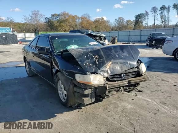2000 Honda Accord LX с VIN 1HGCG3243YA018591, выставлен на аукционе Copart как лот 84081624 с пробегом 297 429 миль миль и Списание • Salvage title. История ставок и продаж доступна на DreamBid. Изображение 11.
