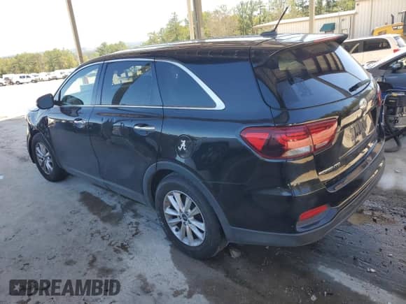 2020 Kia Sorento LX с VIN 5XYPG4A55LG633068, выставлен на аукционе Copart как лот 86477505 с пробегом 127 007 миль миль и Чистый • Clean title. История ставок и продаж доступна на DreamBid. Изображение 2.