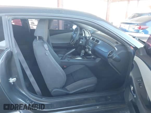 2014 Chevrolet Camaro LS with VIN 2G1FA1E38E9323508, listed as a IAAI auction lot 43540959 with 156,818 mi miles and . Bid and sale history available at DreamBid. Image 5.