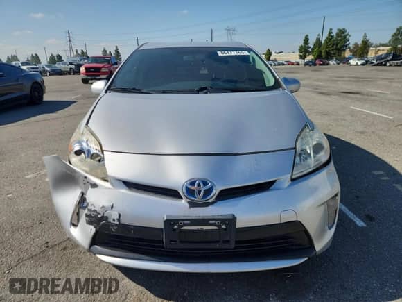 2015 Toyota Prius Two z VIN JTDKN3DU7F1978345, wystawiony jako Copart lot #86477165 z przebiegiem 206 764 mil mil oraz Szkoda całkowita • Salvage title. Historia ofert i sprzedaży dostępna na DreamBid. Obrazek 5.
