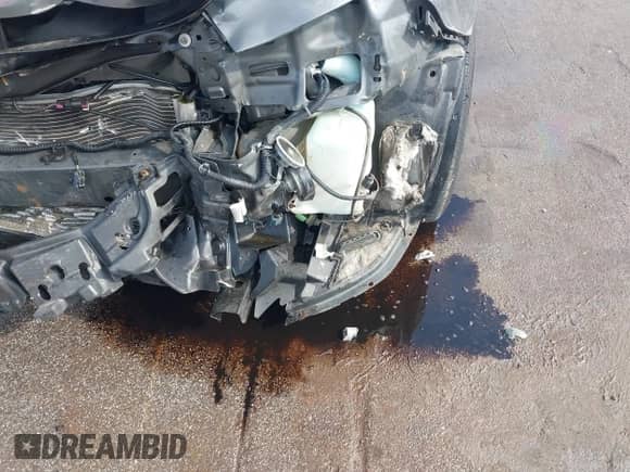 2009 Chevrolet Malibu 2LT с VIN 1G1ZJ57B99F122190, выставлен на аукционе IAAI как лот 40032373 с пробегом 182 924 миль миль и . История ставок и продаж доступна на DreamBid. Изображение 18.