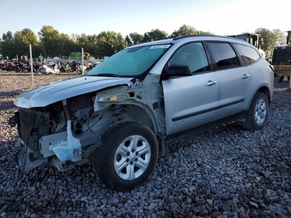2014 Chevrolet Traverse LS с VIN 1GNKRFED9EJ337840, выставлен на аукционе Copart как лот 84032775 с пробегом 126 185 миль миль и Списание • Salvage title. История ставок и продаж доступна на DreamBid. Изображение 1.