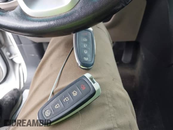 2011 Ford Explorer Limited с VIN 1FMHK8F80BGA38469, выставлен на аукционе IAAI как лот 43406788 с пробегом 200 152 миль миль и . История ставок и продаж доступна на DreamBid. Изображение 11.