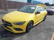 2020 Mercedes-Benz CLA 250 z VIN WDD5J4GB6LN022969, wystawiony jako IAAI lot #42831289 z przebiegiem 57 776 mil mil oraz . Historia ofert i sprzedaży dostępna na DreamBid. Obrazek 2.