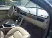 2009 Volvo XC70 3.2L with VIN YV4BZ982491050557, listed as a IAAI auction lot 42687556 with 138,238 mi miles and . Bid and sale history available at DreamBid. Image 5.