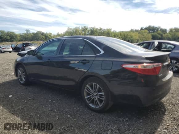 2015 Toyota Camry SE z VIN 4T1BF1FK7FU104276, wystawiony jako Copart lot #80917265 z przebiegiem 144 738 mil mil oraz Szkoda całkowita • Salvage title. Historia ofert i sprzedaży dostępna na DreamBid. Obrazek 2.