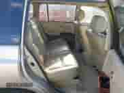 2007 Toyota Highlander w/3rd Row z VIN JTEEW21A770035602, wystawiony jako IAAI lot #43488461 z przebiegiem 240 496 mil mil oraz . Historia ofert i sprzedaży dostępna na DreamBid. Obrazek 8.