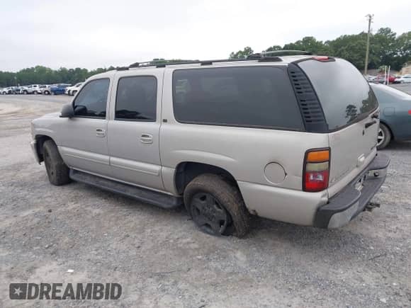 2004 Chevrolet Suburban LT с VIN 1GNEC16Z04J153140, выставлен на аукционе IAAI как лот 42945640 с пробегом 219 329 миль миль и . История ставок и продаж доступна на DreamBid. Изображение 3.