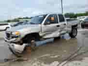 2006 GMC Sierra 1500 SLE1 с VIN 2GTEK13T361155344, выставлен на аукционе Copart как лот 64613805 с пробегом 229 918 миль миль и На запчасти • Non repairable. История ставок и продаж доступна на DreamBid. Изображение 1.