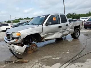 2006 GMC Sierra 1500 SLE1 с VIN 2GTEK13T361155344, выставлен на аукционе Copart как лот 64613805 с пробегом 229 918 миль миль и На запчасти • Non repairable. История ставок и продаж доступна на DreamBid. Изображение 1.