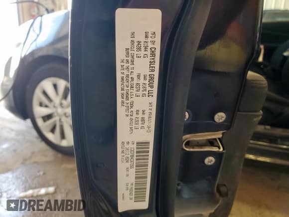 2014 Dodge Dart SXT z VIN 1C3CDFBB4ED672926, wystawiony jako Copart lot #64485005 z przebiegiem 80 004 mil mil oraz Szkoda całkowita • Salvage title. Historia ofert i sprzedaży dostępna na DreamBid. Obrazek 12.