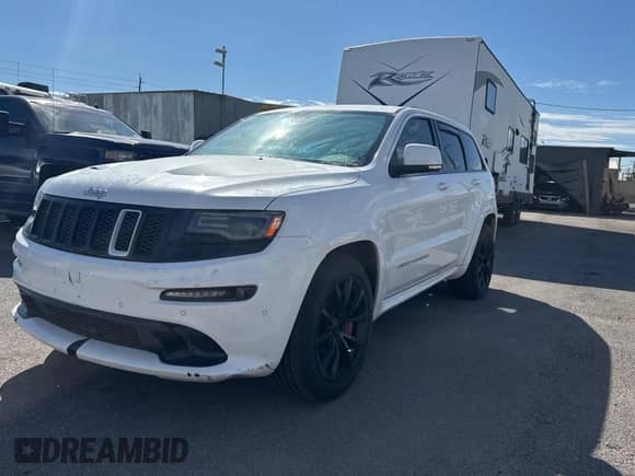 2016 Jeep Grand Cherokee SRT с VIN 1C4RJFDJ0GC427892, выставлен на аукционе Copart как лот 83841405 с пробегом 64 375 миль миль и Списание • Salvage title. История ставок и продаж доступна на DreamBid. Изображение 2.