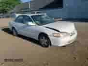 2000 Honda Accord EX z VIN 1HGCG1655YA049039, wystawiony jako Copart lot #69026825 z przebiegiem 230 374 mil mil oraz Czysty tytuł • Clean title. Historia ofert i sprzedaży dostępna na DreamBid. Obrazek 14.