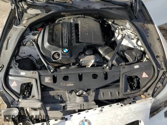 2013 BMW 5 Series 535i с VIN WBAFR7C52DC825071, выставлен на аукционе Copart как лот 82106575 с пробегом Не указан миль и Списание • Salvage title. История ставок и продаж доступна на DreamBid. Изображение 11.