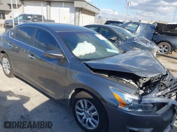 2015 Nissan Altima S z VIN 1N4AL3AP8FC238362, wystawiony jako IAAI lot #43432285 z przebiegiem 205 086 mil mil oraz . Historia ofert i sprzedaży dostępna na DreamBid. Obrazek 1.