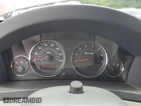 2007 Jeep Grand Cherokee Limited с VIN 1J8HR58247C524863, выставлен на аукционе Copart как лот 64720695 с пробегом Не указан миль и На запчасти • Non repairable. История ставок и продаж доступна на DreamBid. Изображение 9.