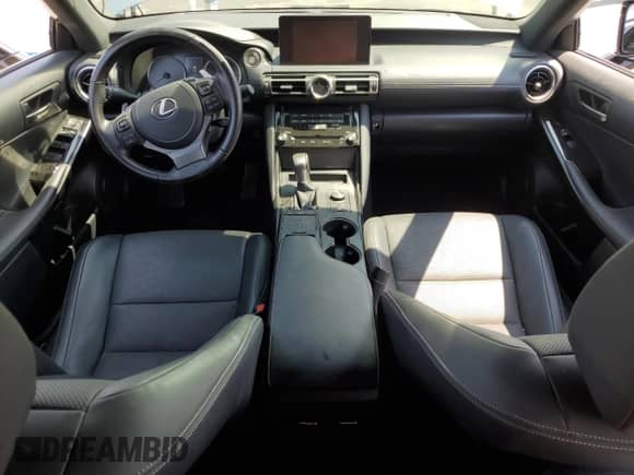 2022 Lexus IS 300 z VIN JTHAA1D26N5119540, wystawiony jako Copart lot #64757845 z przebiegiem 49 182 mil mil oraz Szkoda całkowita • Salvage title. Historia ofert i sprzedaży dostępna na DreamBid. Obrazek 8.