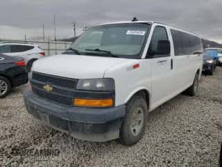 2021 Chevrolet Express Passenger LS с VIN 1GAZGNF73M1236963, выставлен на аукционе Copart как лот 75325424 с пробегом 26 172 миль миль и Списание • Salvage title. История ставок и продаж доступна на DreamBid. Изображение 1.