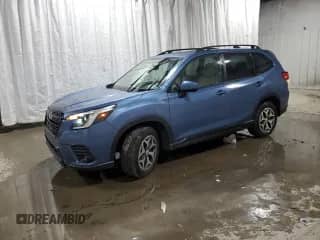 2022 Subaru Forester Premium z VIN JF2SKAEC9NH407661, wystawiony jako Copart lot #86855015 z przebiegiem 120 328 mil mil oraz Czysty tytuł • Clean title. Historia ofert i sprzedaży dostępna na DreamBid. Obrazek 1.