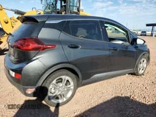 2018 Chevrolet Bolt EV LT z VIN 1G1FW6S09J4139233, wystawiony jako Copart lot #82117765 z przebiegiem 41 755 mil mil oraz Szkoda całkowita • Salvage title. Historia ofert i sprzedaży dostępna na DreamBid. Obrazek 3.