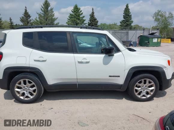 2017 Jeep Renegade Latitude с VIN ZACCJABB0HPF00759, выставлен на аукционе IAAI как лот 42264251 с пробегом 246 494 миль миль и . История ставок и продаж доступна на DreamBid. Изображение 13.