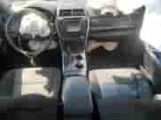 2017 Toyota Camry Hybrid LE z VIN 4T1BD1FK8HU214830, wystawiony jako Copart lot #71935645 z przebiegiem 102 857 mil mil oraz Czysty tytuł • Clean title. Historia ofert i sprzedaży dostępna na DreamBid. Obrazek 8.