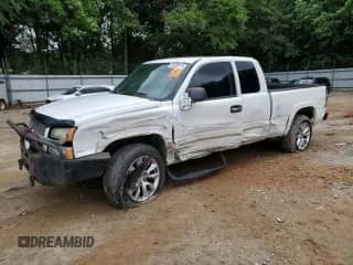 2004 Chevrolet Silverado 1500 LS с VIN 2GCEK19V541142813, выставлен на аукционе Copart как лот 58789115 с пробегом 255 127 миль миль и Списание • Salvage title. История ставок и продаж доступна на DreamBid. Изображение 1.