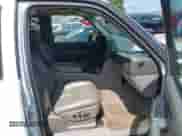 2006 Chevrolet Tahoe Z71 с VIN 1GNEK13T06R101367, выставлен на аукционе IAAI как лот 42783435 с пробегом 287 412 миль миль и . История ставок и продаж доступна на DreamBid. Изображение 5.