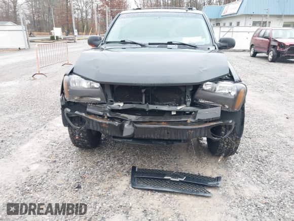 2006 Chevrolet TrailBlazer LS с VIN 1GNDT13S462199974, выставлен на аукционе IAAI как лот 41565855 с пробегом 256 911 миль миль и . История ставок и продаж доступна на DreamBid. Изображение 6.
