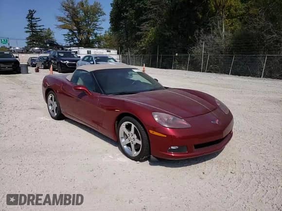 2007 Chevrolet Corvette с VIN 1G1YY36UX75114102, выставлен на аукционе Copart как лот 71220414 с пробегом 79 660 миль миль и Списание • Salvage title. История ставок и продаж доступна на DreamBid. Изображение 11.