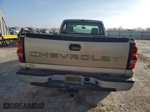 2006 Chevrolet Silverado 1500 LS z VIN 1GCEC14V66Z239551, wystawiony jako Copart lot #80305714 z przebiegiem 104 206 mil mil oraz Szkoda całkowita • Salvage title. Historia ofert i sprzedaży dostępna na DreamBid. Obrazek 10.