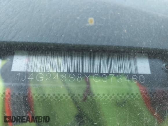 2000 Jeep Grand Cherokee Laredo с VIN 1J4G248S8YC373460, выставлен на аукционе IAAI как лот 42271428 с пробегом 135 768 миль миль и . История ставок и продаж доступна на DreamBid. Изображение 9.