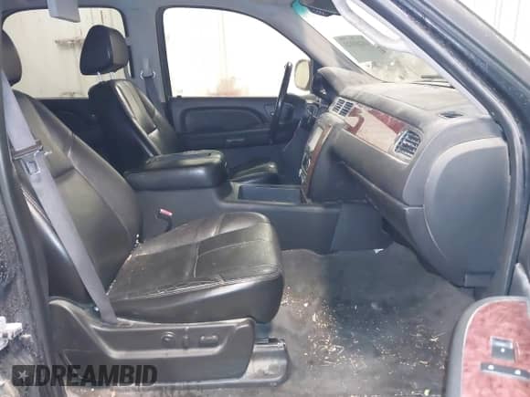 2007 Chevrolet Tahoe LTZ с VIN 1GNFK13007J219932, выставлен на аукционе IAAI как лот 41283023 с пробегом 188 451 миль миль и . История ставок и продаж доступна на DreamBid. Изображение 5.
