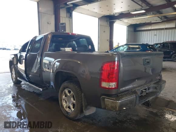 2007 GMC Sierra 1500 SLE1 with VIN 1GTEC19C07Z540647, listed as a IAAI auction lot 42565819 with 41,493 mi miles and . Bid and sale history available at DreamBid. Image 3.