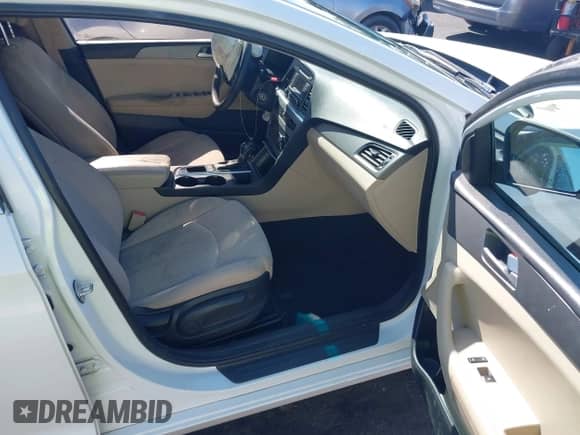 2016 Hyundai Sonata SE with VIN 5NPE24AF5GH412289, listed as a IAAI auction lot 42465661 with 153,175 mi miles and . Bid and sale history available at DreamBid. Image 5.