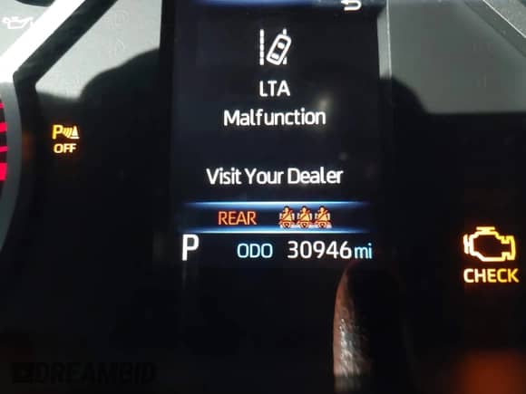 2024 Toyota Tundra SR5 with VIN 5TFLA5EC1RX022765, listed as a IAAI auction lot 41421939 with 30,946 mi miles and . Bid and sale history available at DreamBid. Image 16.